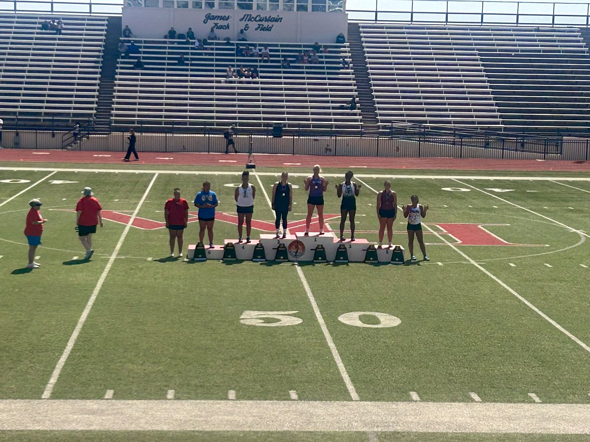 Hallie Smith tweet media