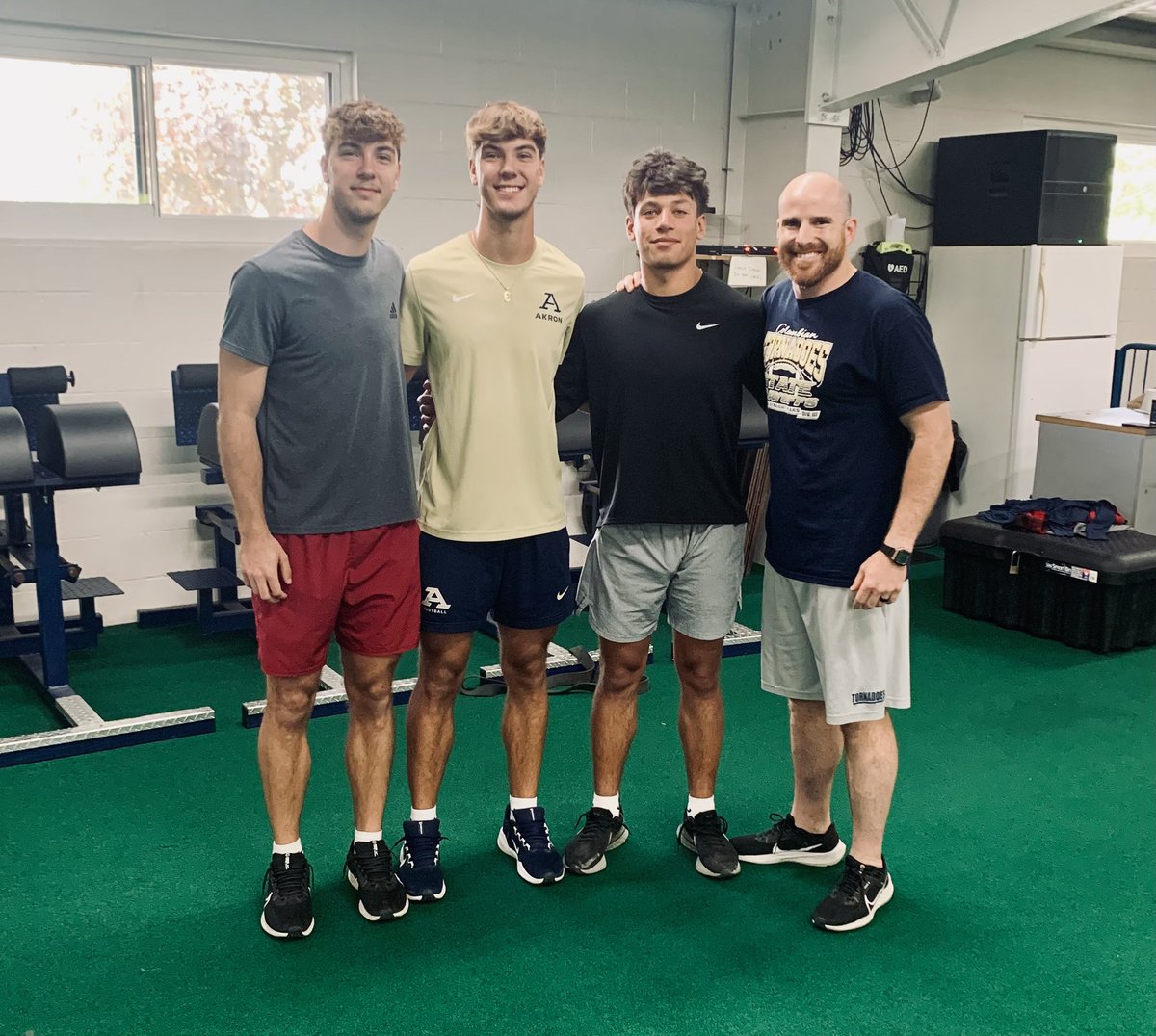 Coach Judd Lutz🌪 (@juddlutz) on Twitter photo Great seeing and catching up with these 3 Columbian Alumni today. They were amazing high schoolers, but continuing to excel at the next level is awesome to see. They are great MEN. Lots of laughs and memories.<a href="/BryceRoggow/">Bryce Roggow</a> <a href="/BraydenRoggow/">Brayden Roggow</a> <a href="/TalebAlzakwani/">Taleb</a> Great seeing and catching up with these 3 Columbian Alumni today. They were amazing high schoolers, but continuing to excel at the next level is awesome to see. They are great MEN. Lots of laughs and memories.<a href="/BryceRoggow/">Bryce Roggow</a> <a href="/BraydenRoggow/">Brayden Roggow</a> <a href="/TalebAlzakwani/">Taleb</a>