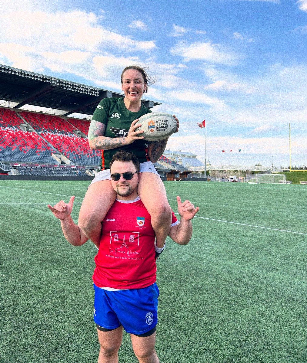 ronniedohertyy's tweet photo. Throwback to when I FINALLY convinced my rugby playing boyfriend to come out of retirement and play for my club team 🔥🏉
He was here for a good time, not a long time 😂💔
LOVED IT WHILE IT LASTED! 😤
#tb #MCM #OBBRFC #MissIt #MissYou https://t.co/6l4P1NxVCt