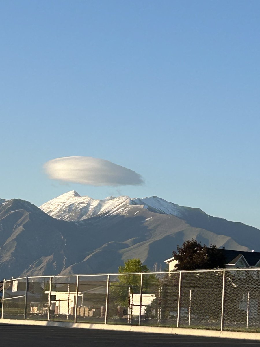 Findaddy81's tweet image. The mothership has arrived over Springville