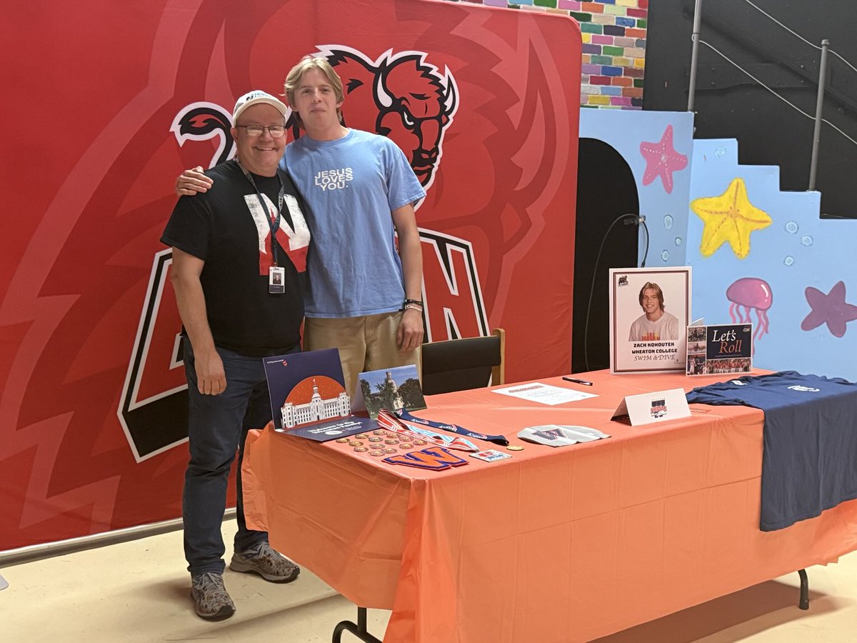 SM_NORTH_HS's tweet photo. Congratulations to Zach K on his college signing with Wheaton College to Swim!!! Love your energy and passion! ⁦@smnboysswimdive⁩ ⁦@SMNorthPTSA⁩ ⁦@SMNorthBooster⁩ ⁦@TheMissionPaper⁩ https://t.co/LlsOpdv8kt