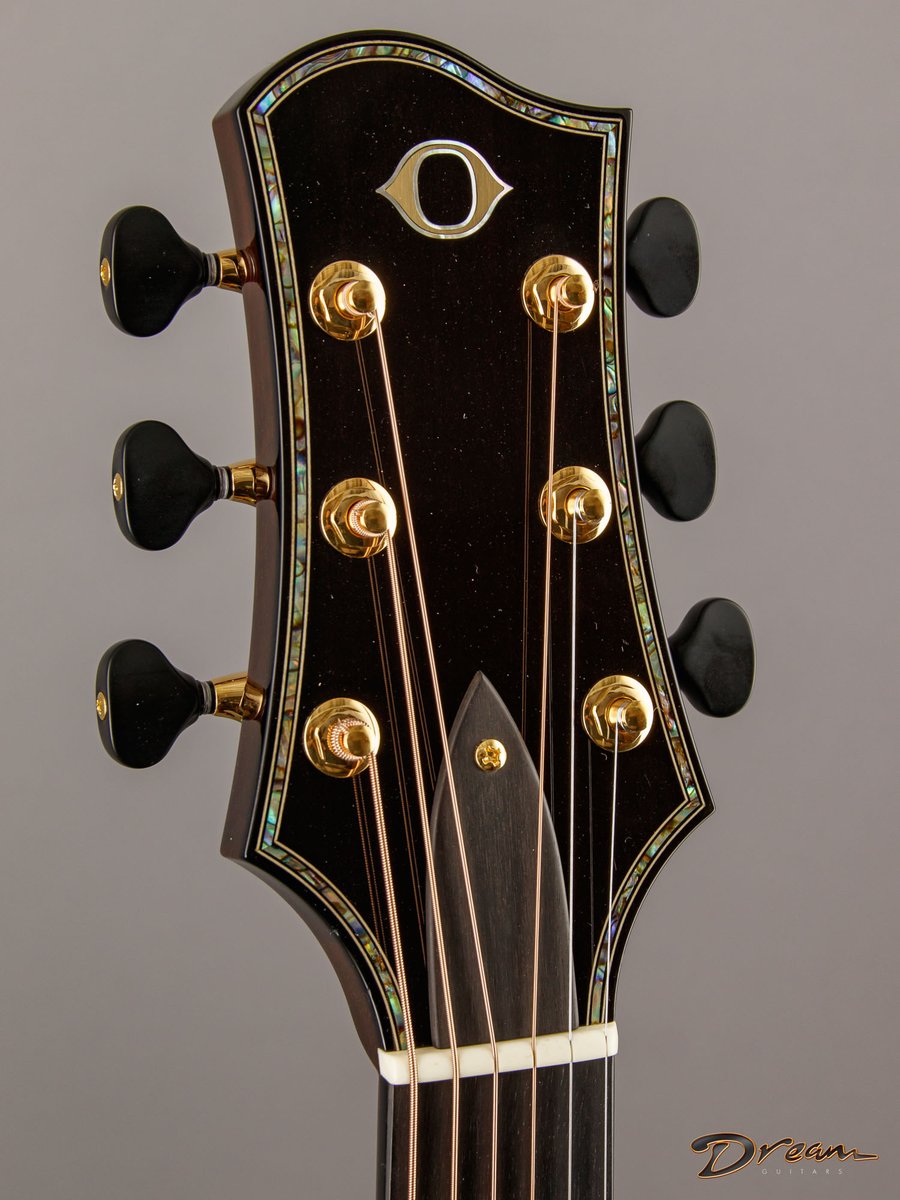 iXgDAdlCFTheAxZ's tweet image. #ギター好きと繋がりたい 
#ギター
#Olson
Olson Guitars
モデル SJ Collector Series
2012年製

いやぁ〜😱
Olsonも価格上昇してますねぇ😅💦

$72,800
ですと・・・

音について🎸
youtube.com/watch?v=mWfG_n…