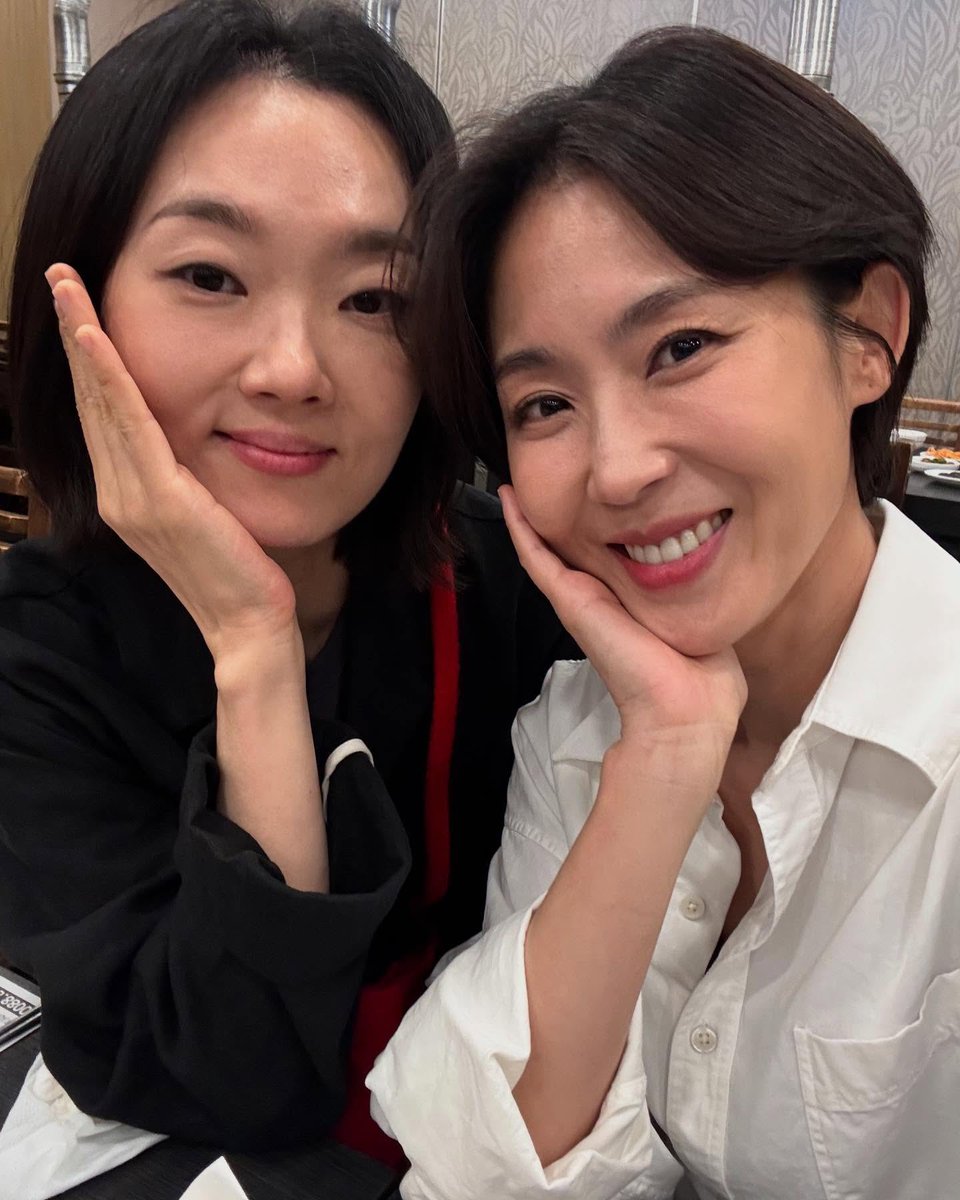 아 진짜 미쳣나보다..............
막 정민기선 셀카를낉여주셧다
걍 지금죽어야겠다 너무좋아서