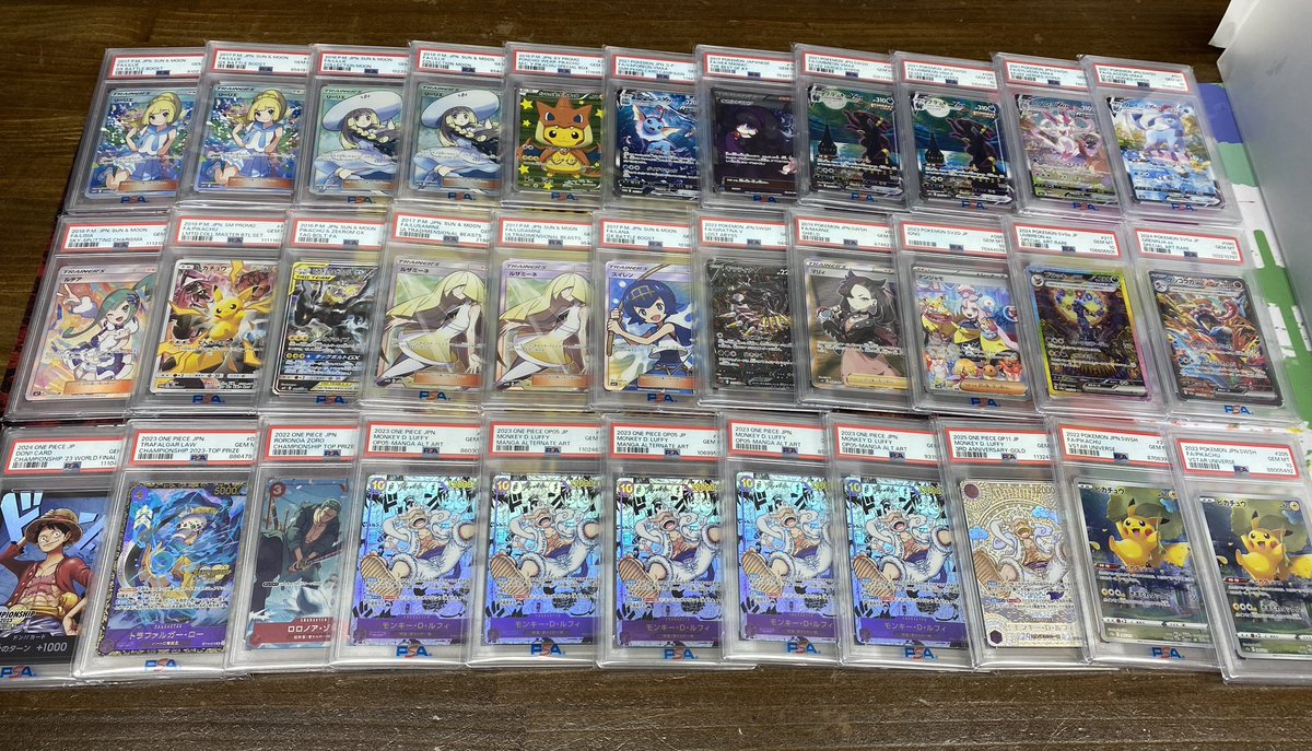 PDGcollectors's tweet photo. おはようございます☀️
先日は沢山のお持ち込みありがとうございました！
昨日だけでこれだけ買い取りさせていただくことが出来ました😭✨
本日も沢山のお持ち込みお待ちしておりますので引き続きよろしくお願い致します‼️

なんでも買取ます🫡
#PSA
#PSA買取
#高価買取
#高額買取
#ポケカ買取
#秋葉原買取