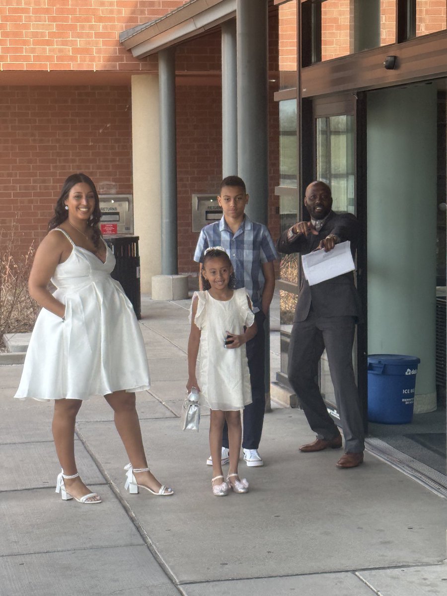 Demondi Johnson tweet media