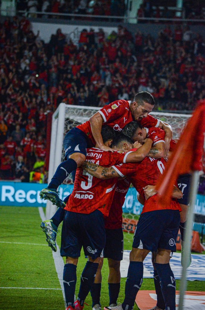 👹🔥 VAAAAAAAAAAMOOOOOOOOS
¡GANÓ EL ÚNICO REY DE COPAS!