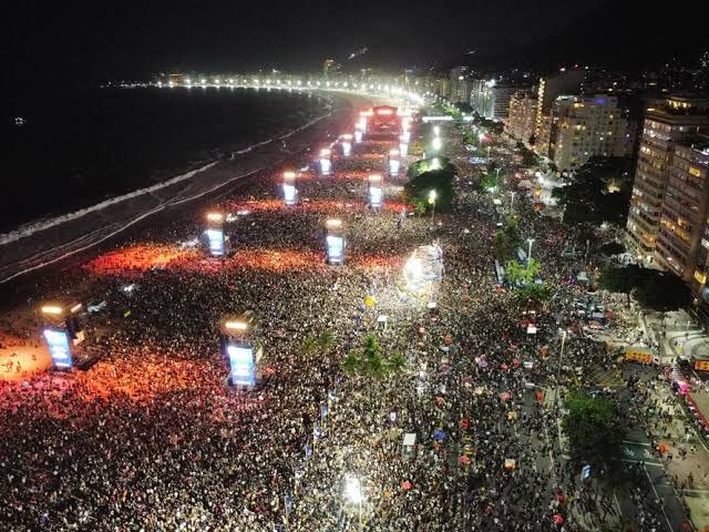 3 milhões em Copacabana?

segundo rumores, ionnalee está sendo cotada para ser a próxima atração do Todo Mundo no Rio, em 2026.