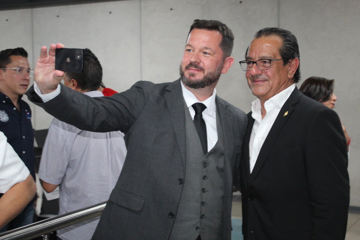 Alfredo Sahagún Sánchez, Presidente de la CANACINTRA, participó como ponente en el Summit Empresarial “Corregidora Emprende”

En las instalaciones de New Element University; junto a grandes líderes para compartir experiencias y la pasión por el emprendimiento.