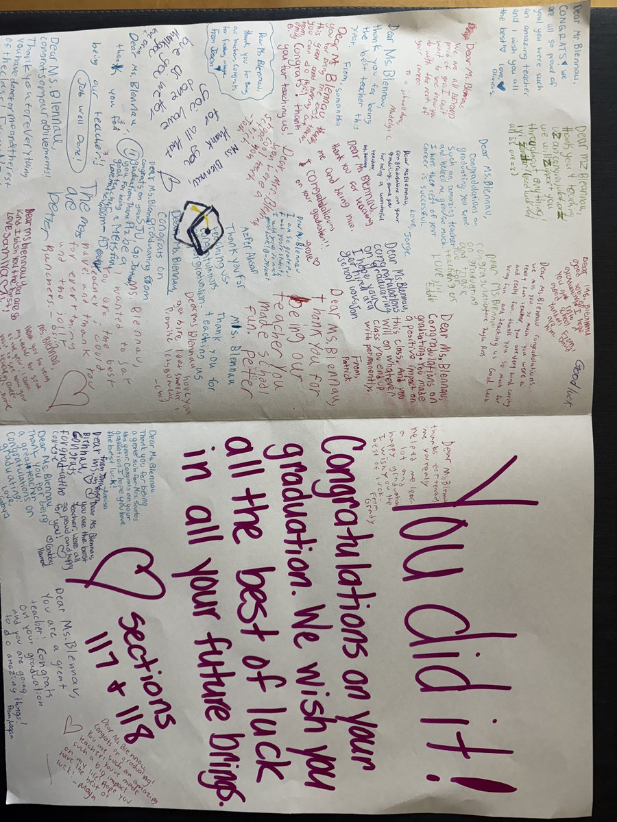 MissBlennau's tweet photo. Last week, my learners (old and new) surprised me with a graduation celebration full of letters, love, and Mustang pride❤️���. I am so thankful to be part of this community! #MineolaProud #LifelongLearner #DoubleMasters https://t.co/8iMhgFIyow