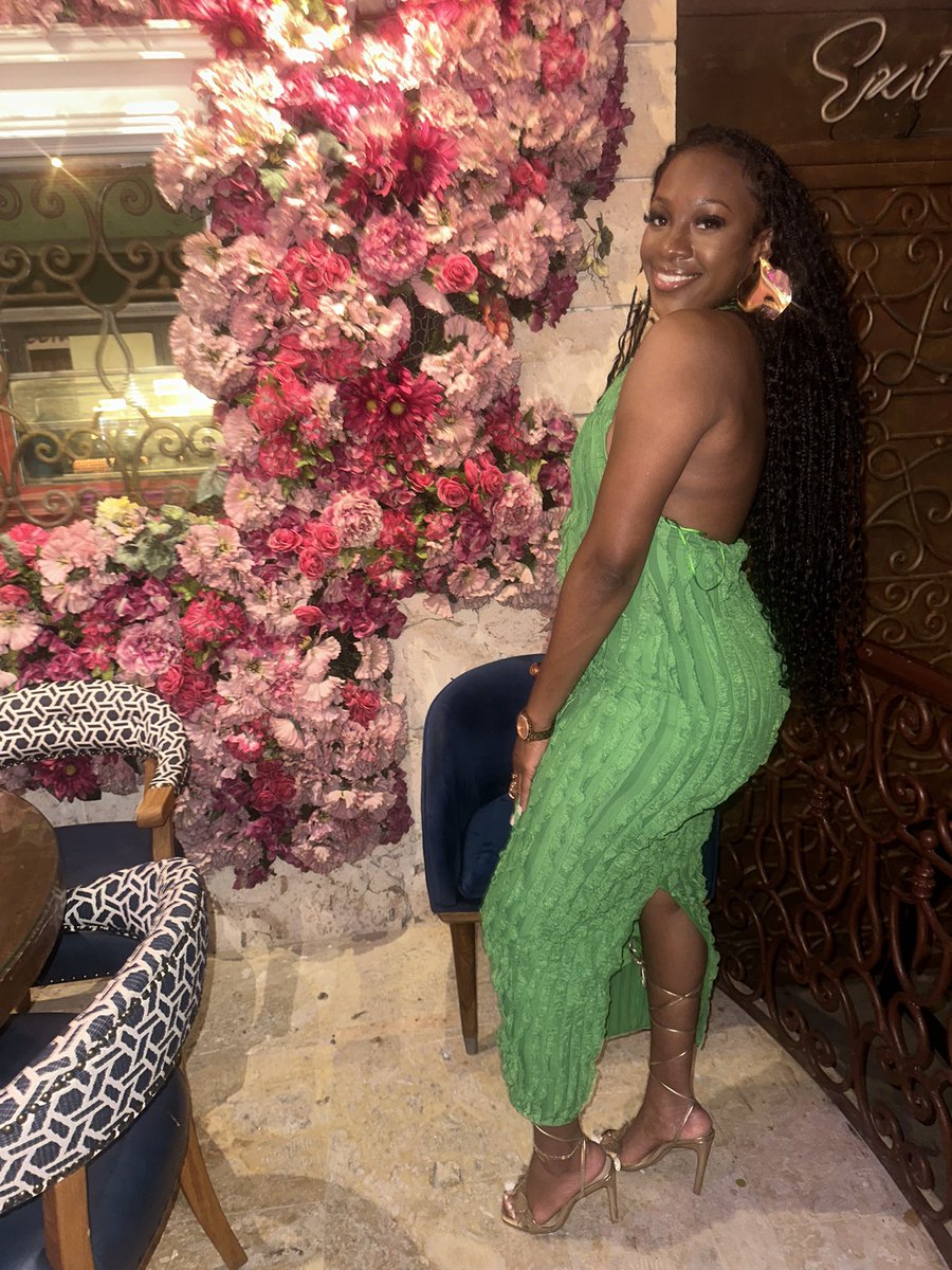 Cheers to 33💕🥳