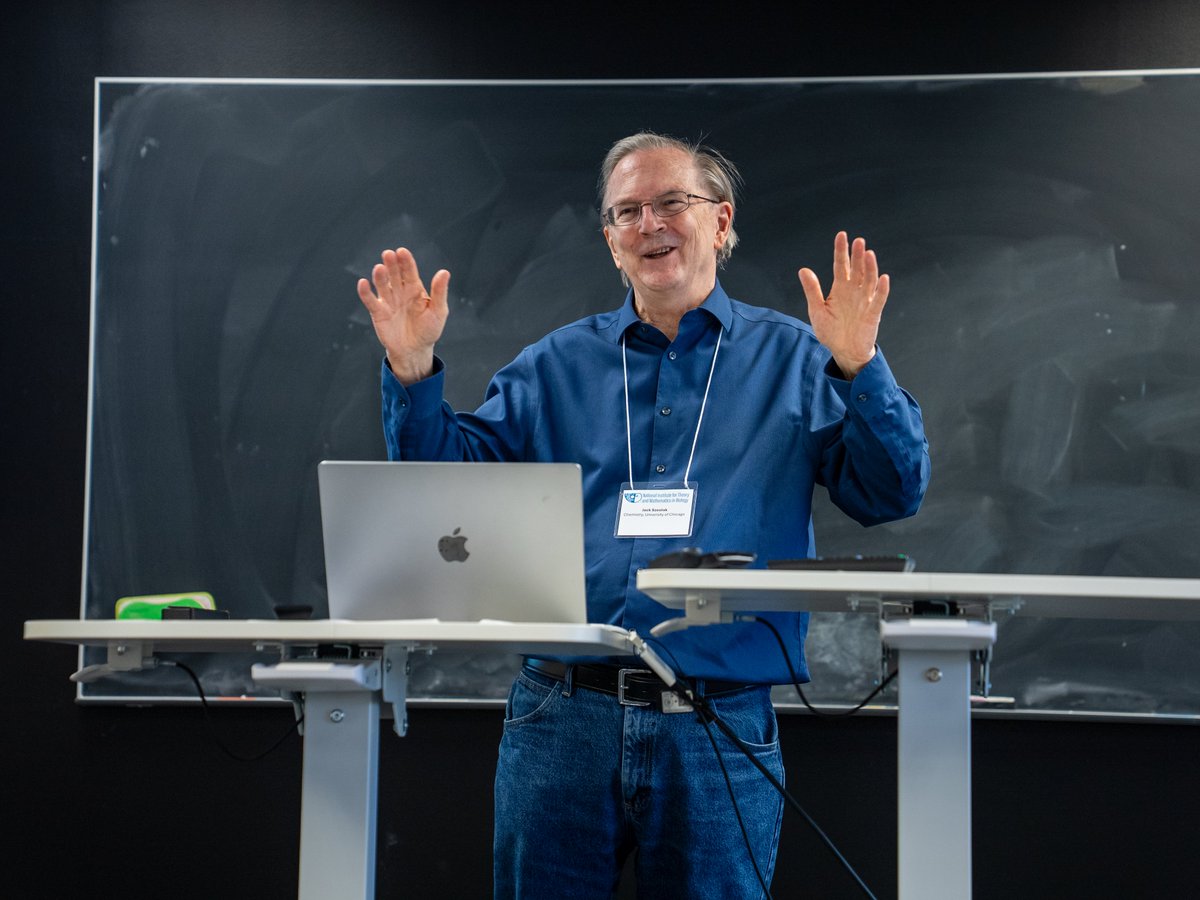 Thank you for joining us for day 1 of the Mathematics of the Origin of Life and Self-Organized Complexity workshop!

We're excited to welcome you back tomorrow to continue the week's discussions