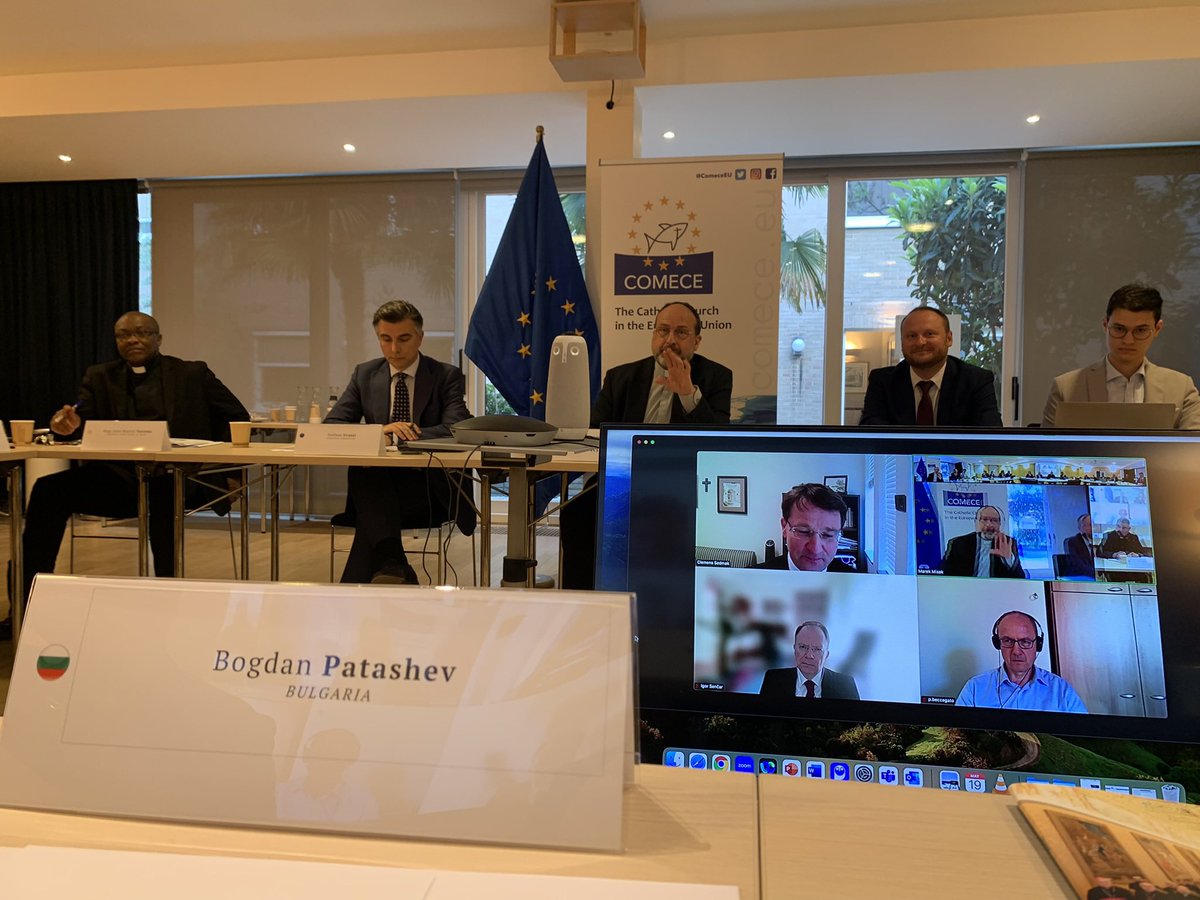 BPatashev's tweet photo. Finally a little exercise for mind and soul with theologians, cultural&amp;art historians from EU countries.
Think tank at COMECE Commission on EU External Relations. 
Let’s hope that our common European home/community prevails over the economic and military pressures … https://t.co/lZmdv808ES