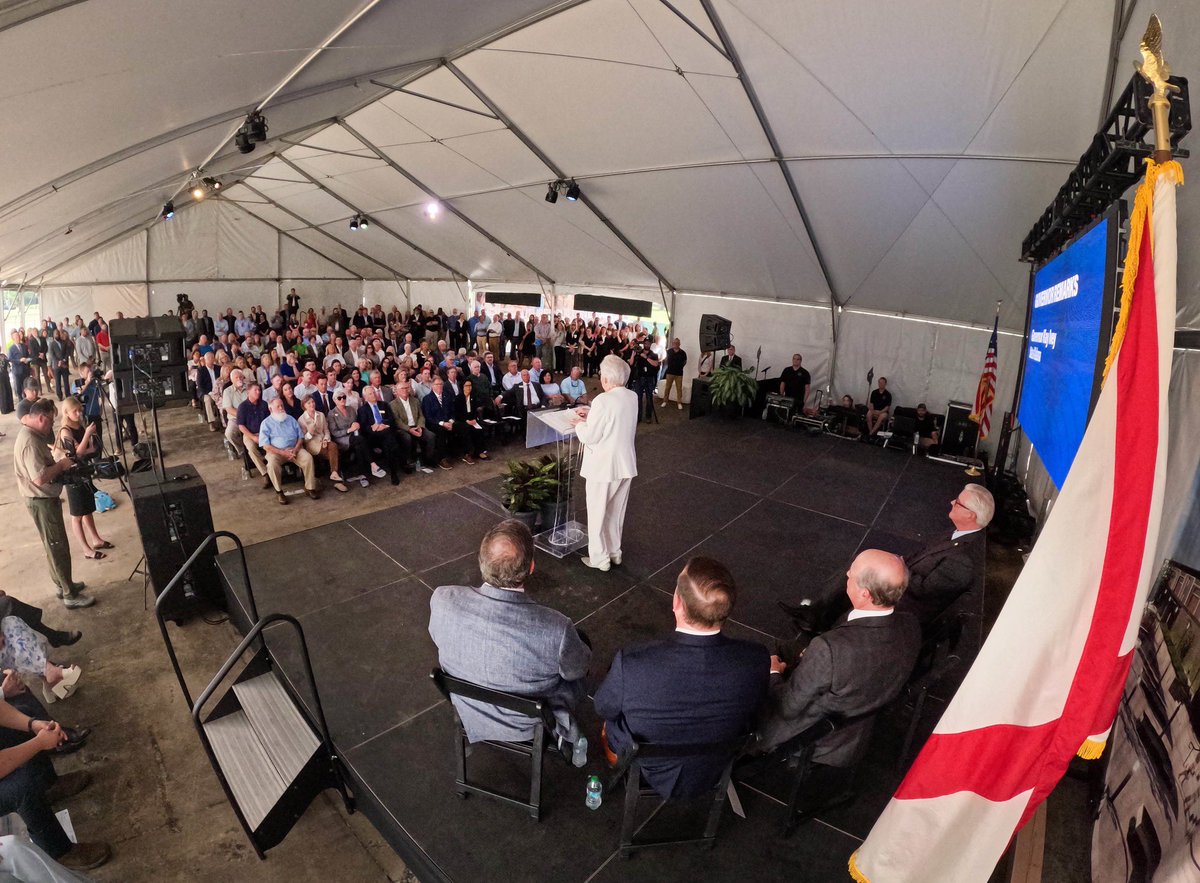 Governor Kay Ivey tweet media