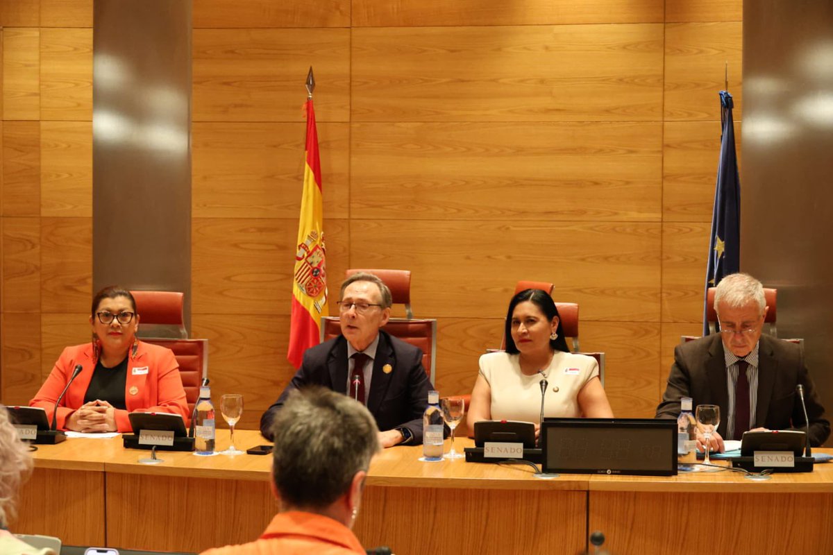 La <a href="/AMEXCID/">AMEXCID</a> trabaja con Iberoamérica y el Caribe para que más personas accedan a alimentos sanos, suficientes y sostenibles. Desde huertos comunitarios hasta capacitación técnica, ¡la cooperación transforma realidades! #AlimentaciónPrimero #IgualdadDeGénero