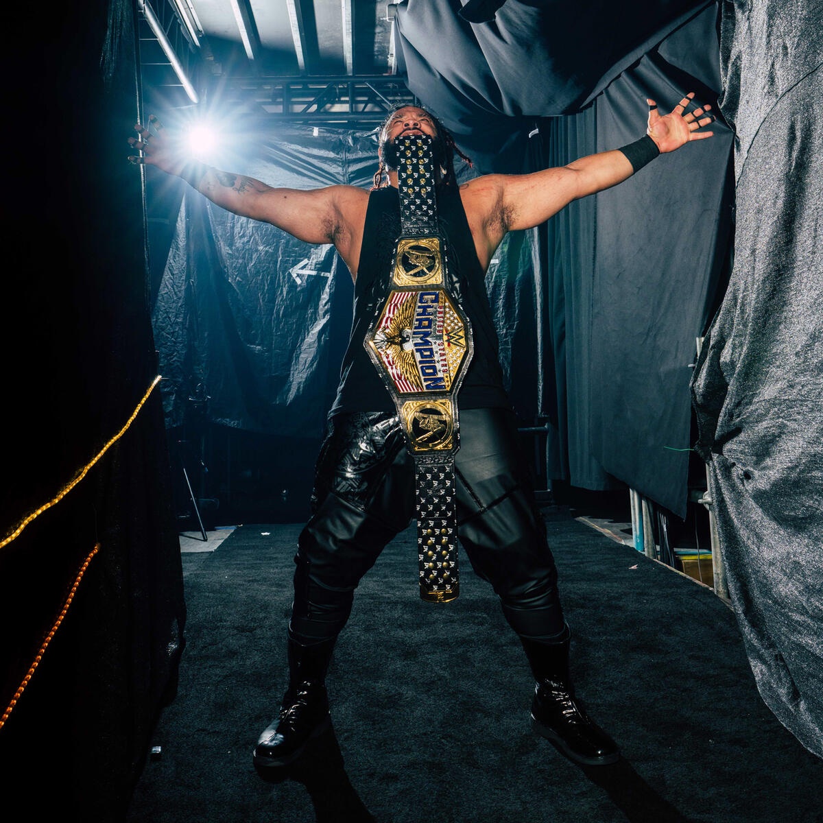TalkPerfectPlex's tweet photo. I could see @jacobfatu_wwe turning face. @6ixftHoney #TalkPerfectPlex #UnPOPULARreview #SmackDown https://t.co/SOs2qJKDaG