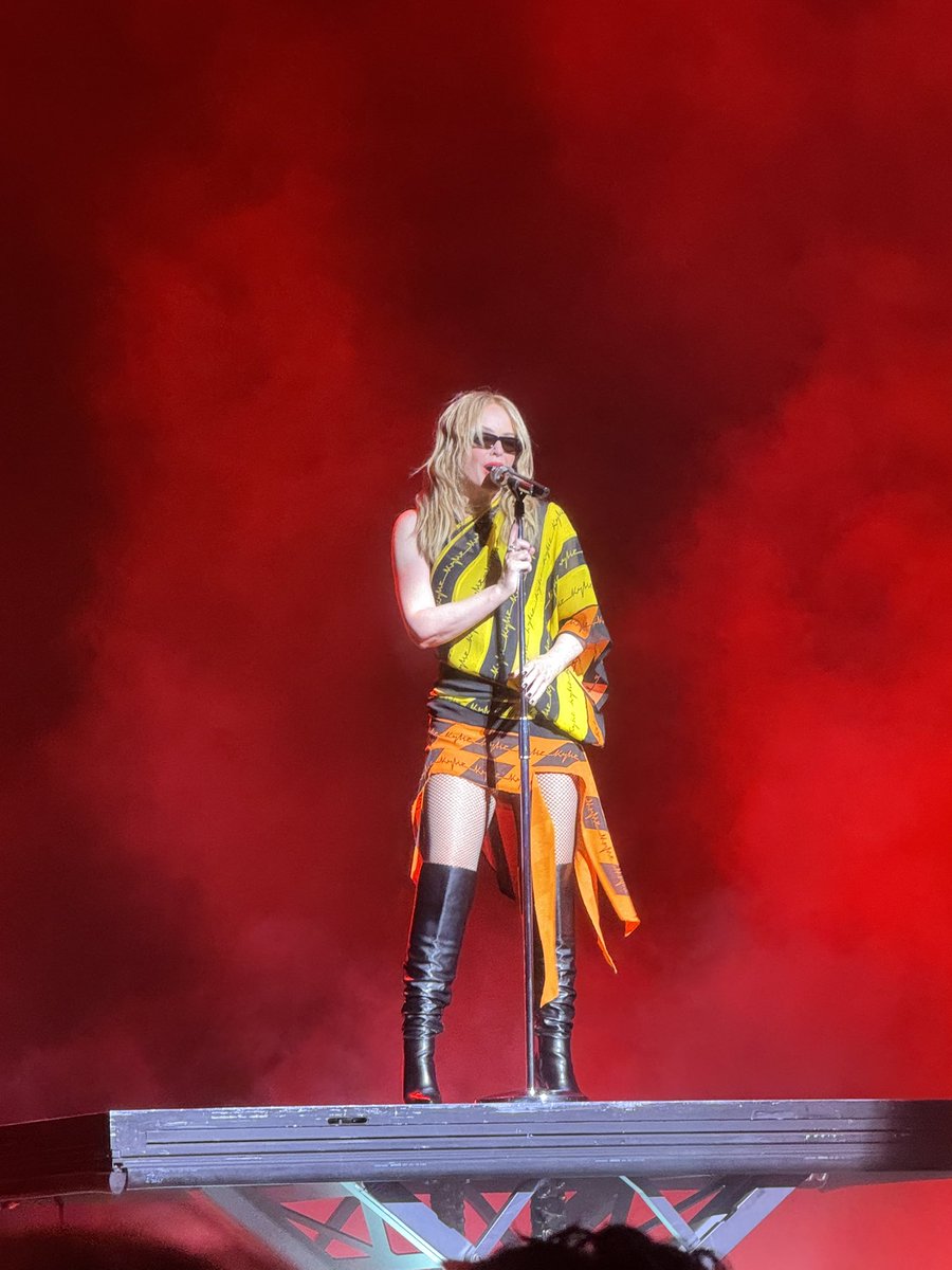 Sir Steve Lancashire (@sirstevelanc) on Twitter photo What an icon! <a href="/kylieminogue/">Kylie Minogue</a> on truly magnificent form. More than 2 hours, hit after hit and real rapport with the audience. Winning over a whole new set of fans too. Bravo šš#padam What an icon! <a href="/kylieminogue/">Kylie Minogue</a> on truly magnificent form. More than 2 hours, hit after hit and real rapport with the audience. Winning over a whole new set of fans too. Bravo šš#padam