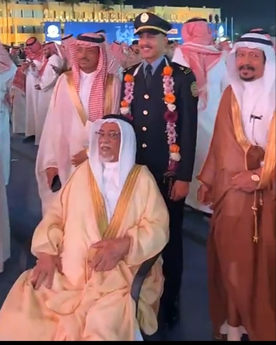 ما شاء الله تبارك الله
ألف مبروك ..
تستاهل يا بطل..