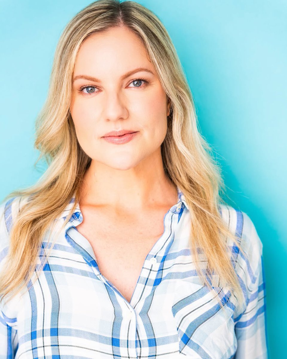 NatalieCohen's tweet photo. Thrilled to have the opportunity to shoot with the brilliant @seankaraheadshots! 
Hair and makeup by lovely and talented @vkara_hair 🙏🏻✨ More to come from this fabulous shoot, I’m so thankful! 🩵 

#laheadshots #losangelesphotographer #actor https://t.co/qRZpdu67ys