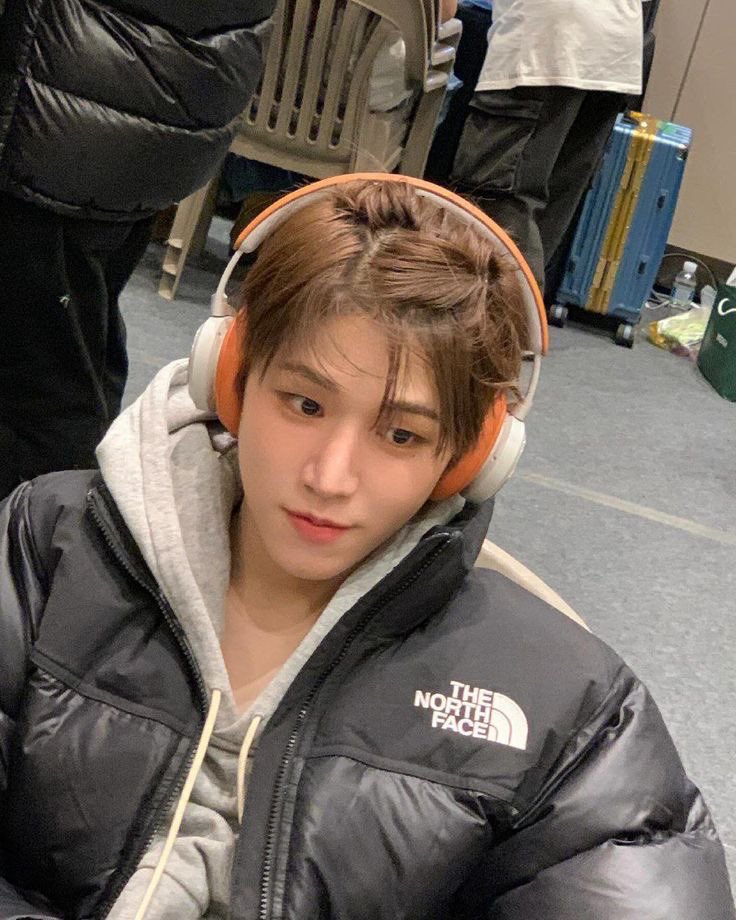 _lovewoo's tweet photo. #원도어트친소 #원도어_트친소

최애랑 생일 같은 륭프랑 친해지실분…!🥺🥺 
먼저 다가와주신다면 친해지기 완전 짱짱 쉬우니까 다가와 주세요옹…🤤

ᡣ𐭩=follow
rt=follow+dm https://t.co/hLdqQcFSTn
