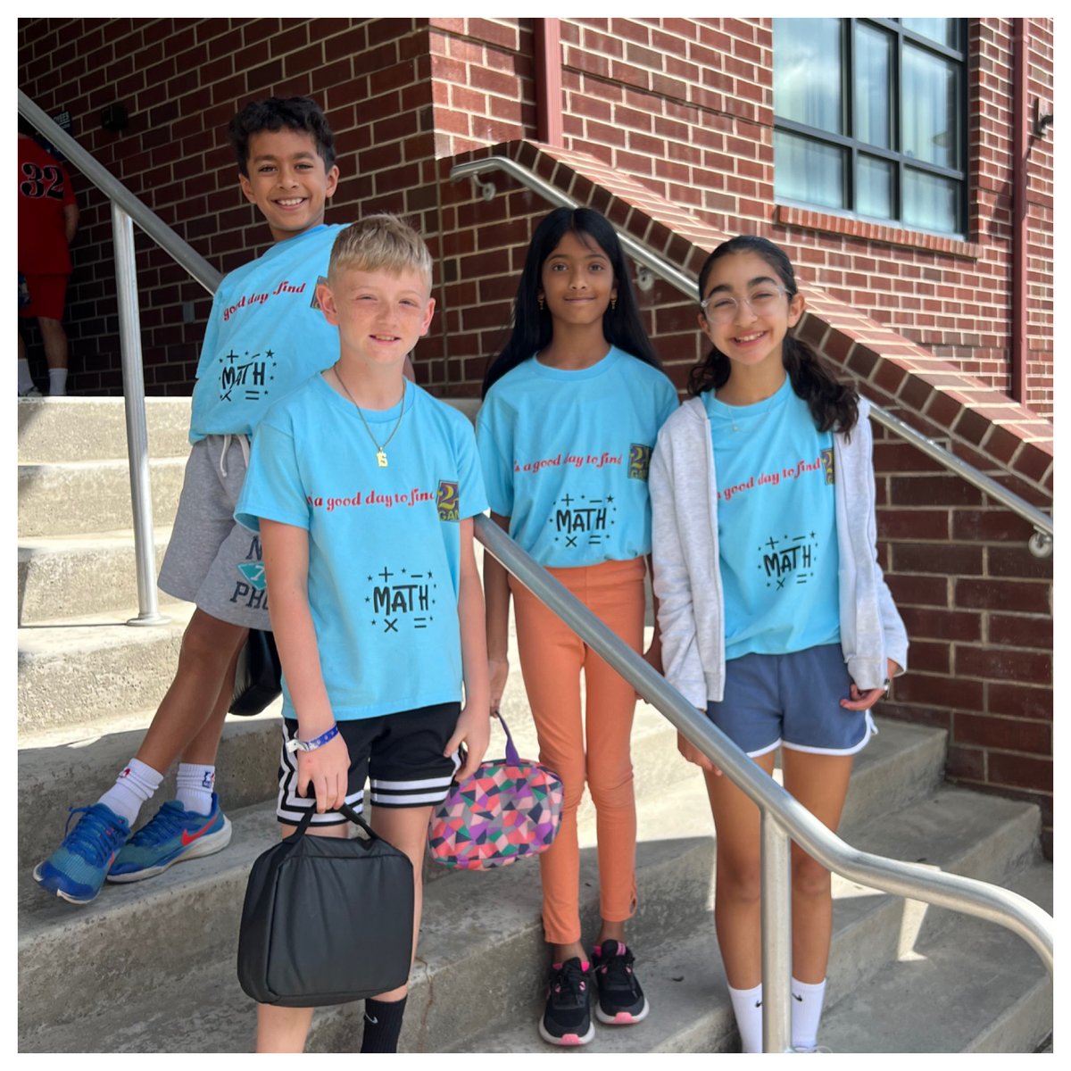 Congratulations to these mathematicians who competed in the Math 2️⃣4️⃣ Challenge at CLIU#21 today! They ALL made it to the semi-finals, and we ended with a 2nd place 🥈 winner in the final round! Way to go, #GrandChamps! #ParklandPride