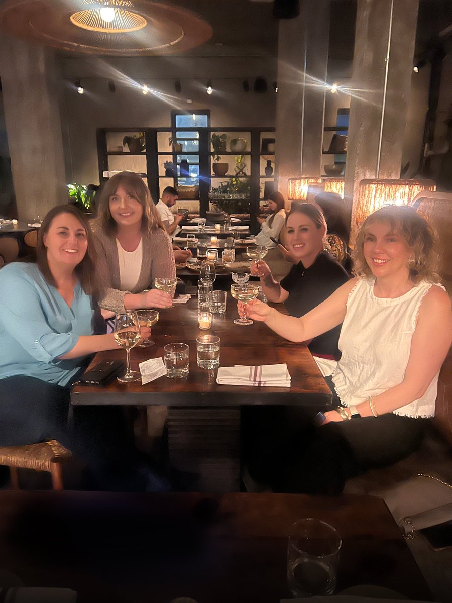 caroline56green's tweet image. 🍸❤️🪩 💃
#MayLong Outing
with the #Girliez
💃🪩❤️🍸

📍#FortunasRow, #YYC 🌮