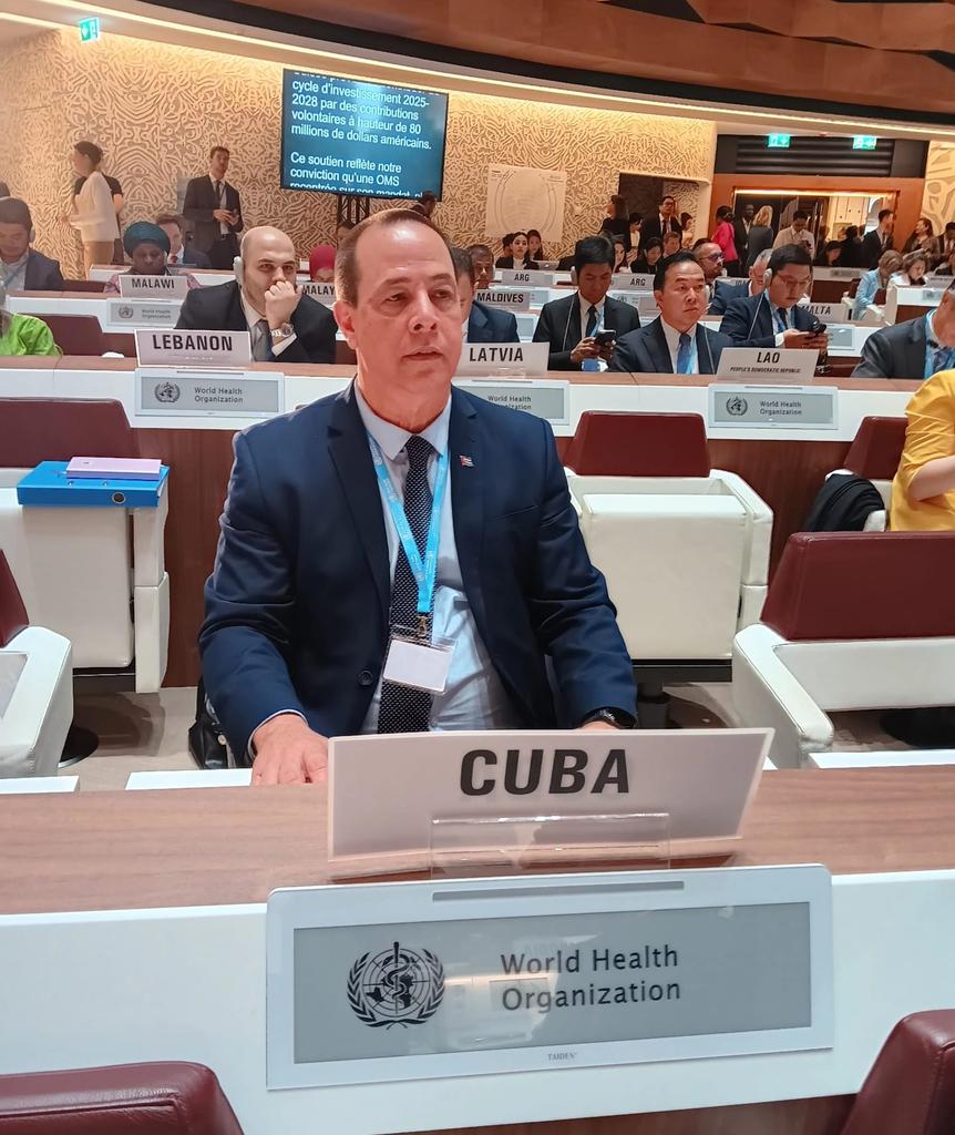 🇨🇺 #Cuba fue electa este lunes miembro del Comité General de la Asamblea Mundial de la #Salud, que este año convoca bajo el lema “Un mundo unido por la salud”.
 Reafirmamos el compromiso histórico con la salud universal y la cooperación solidaria, en cualquier rincón del planeta.