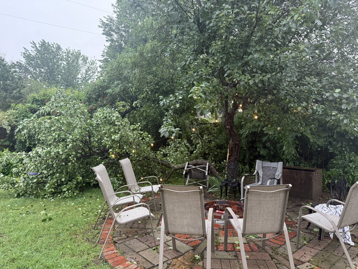 brandonmscalf's tweet photo. Reading and watching God destroy the backyard for His glory! #TulsaWeather https://t.co/4TioZ8Owvh