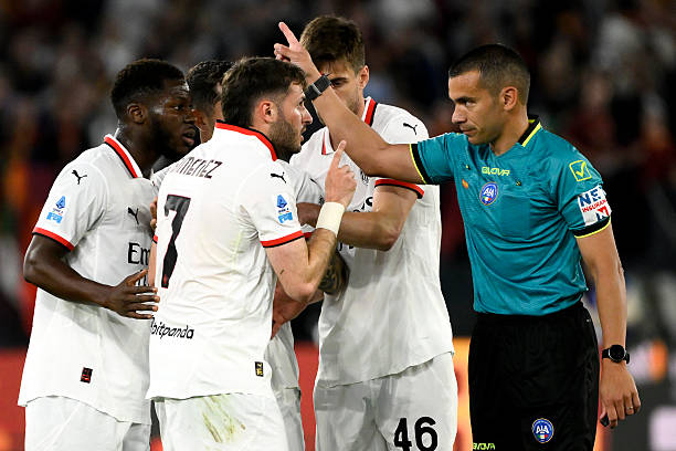 Milan Posts tweet media