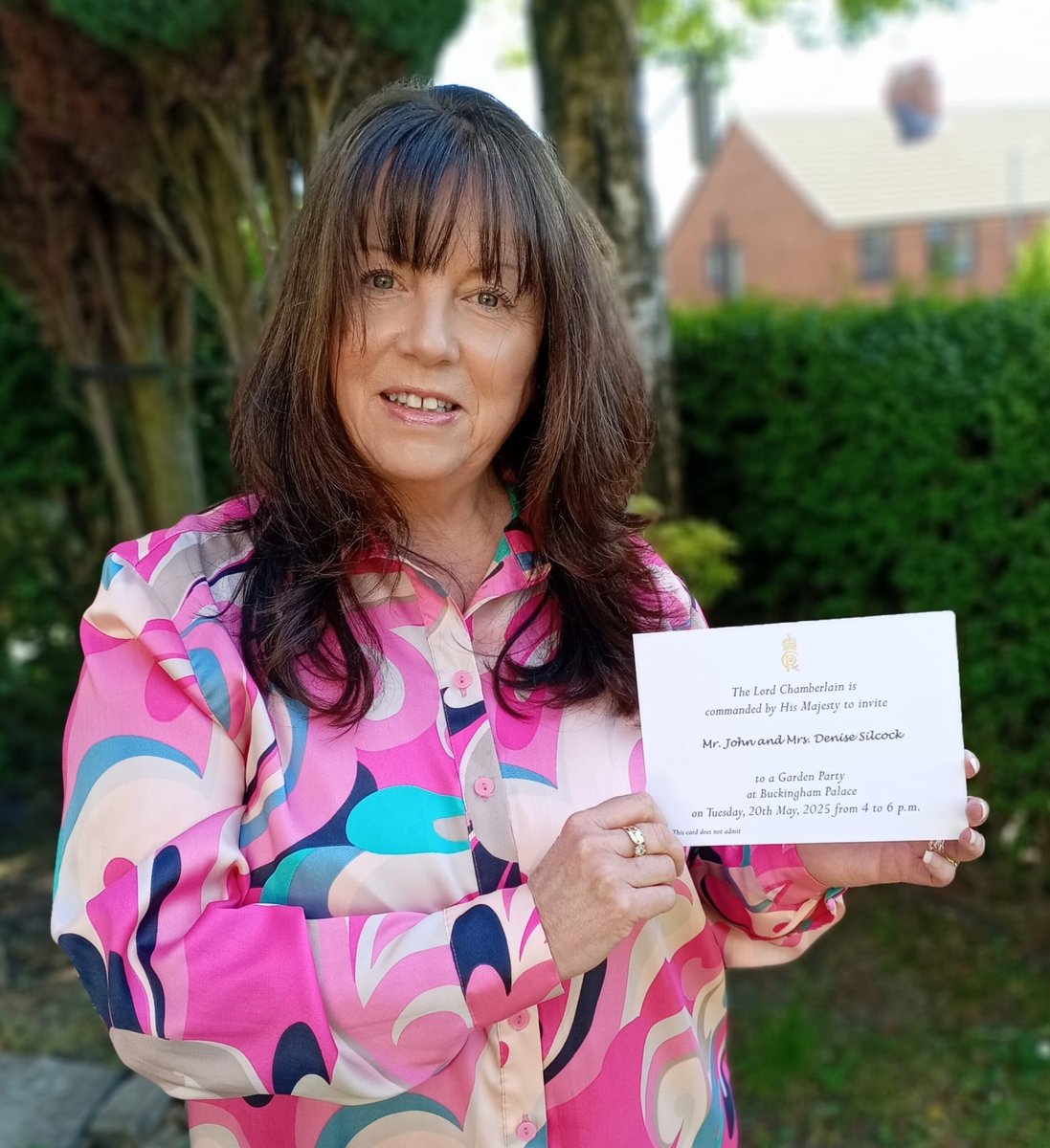 Have you ever had a 'Pinch Me' moment when something so unbelievable happens that it just doesn't seem possible?
For me this has to be it!"
So very humbled and honoured to receive an invitation to the Royal Garden Party #LendaHand