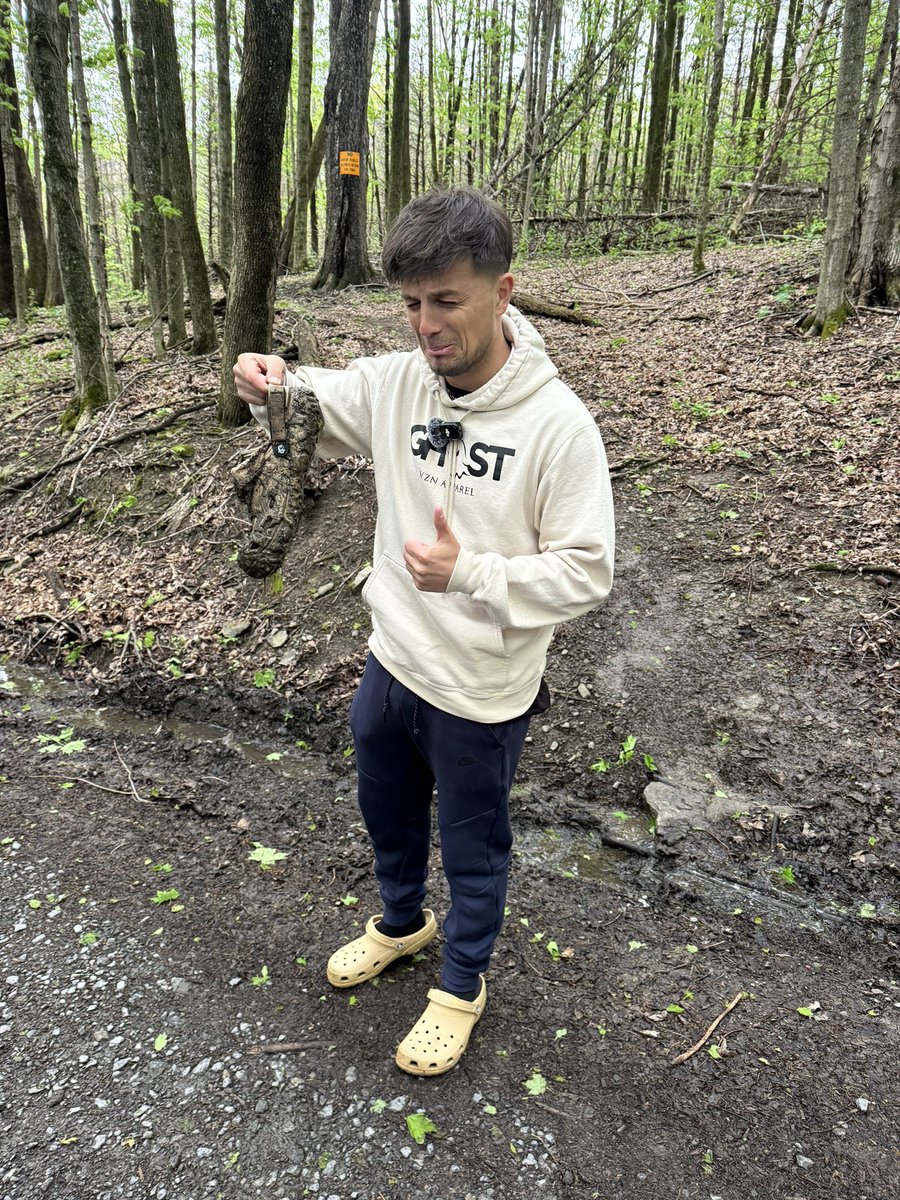 Reunited with my lost croc ♥️😂😂😂