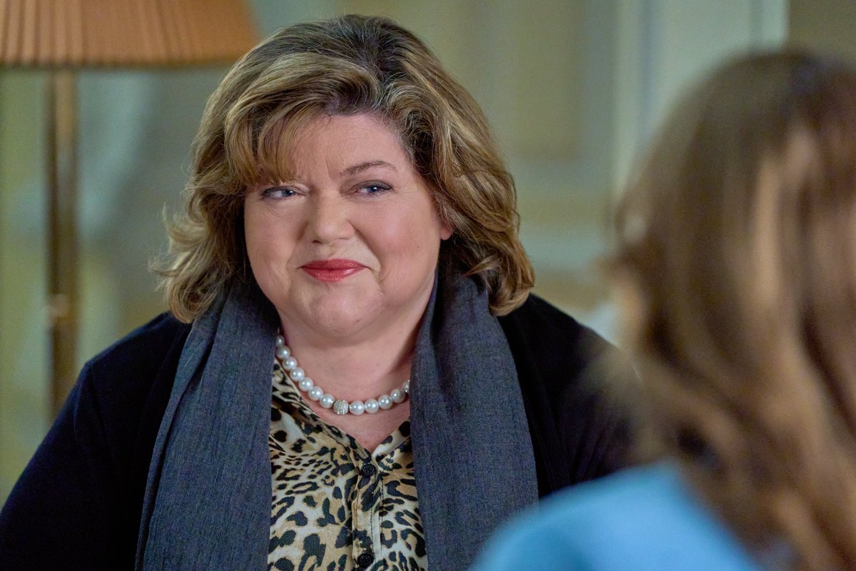 Hallmark Channel tweet media