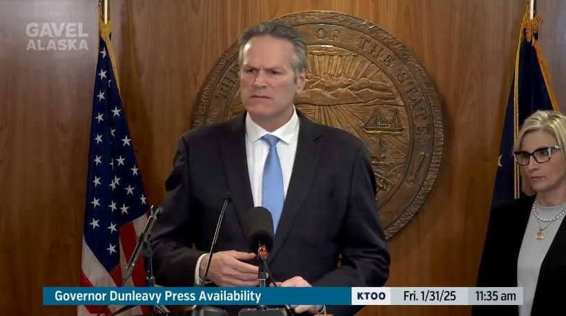 The veto is largely expected after the governor and Education Commissioner Deena Bishop spent the last two weeks attempting to strong-arm school districts into opposing the bill. buff.ly/jRbG0XA