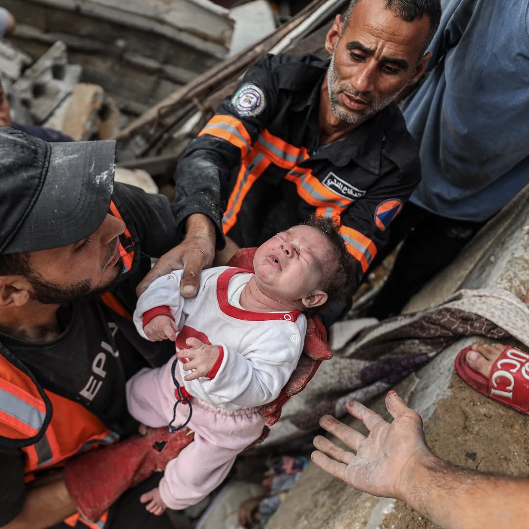 Gazze’de enkazdan çıkarılan bir bebek. 💔

#GazzedeZulümArşaDayandı #UzakŞehir #19Mayıs Coca Cola #Bayramda2024KPSSEkAtama