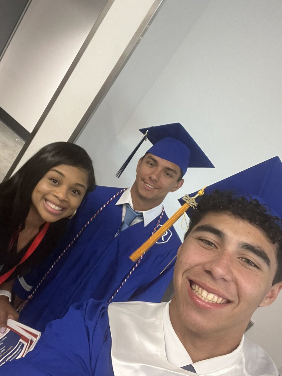 Rhandi Altidor (@mrsaltidor) on Twitter photo Congrats to all of the Riverwood graduates! <a href="/RiverwoodICS/">Riverwood ICS</a> It was hard to hold back the tears after seeing my former students cross the stage! 🥹🎉 Congrats to all of the Riverwood graduates! <a href="/RiverwoodICS/">Riverwood ICS</a> It was hard to hold back the tears after seeing my former students cross the stage! 🥹🎉