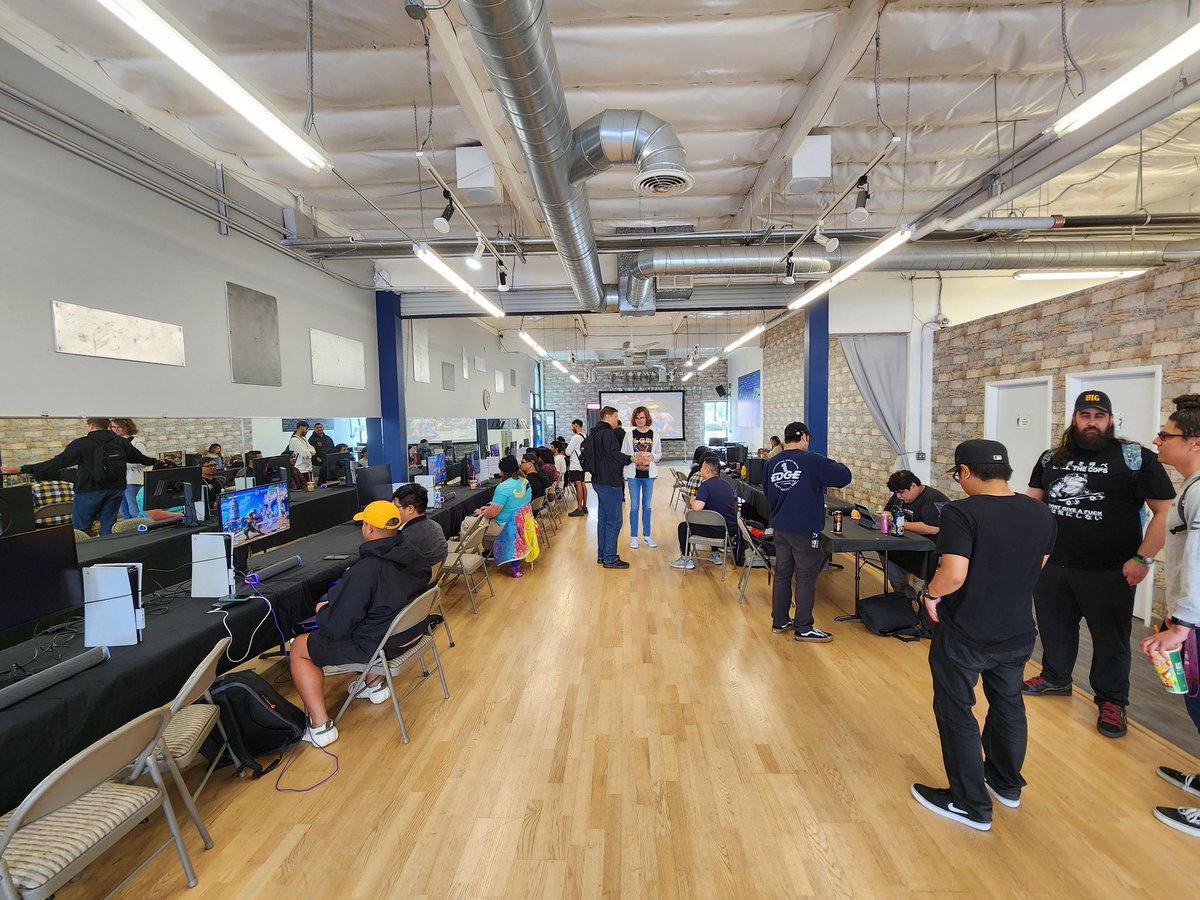 fast_handsCODY tweet media