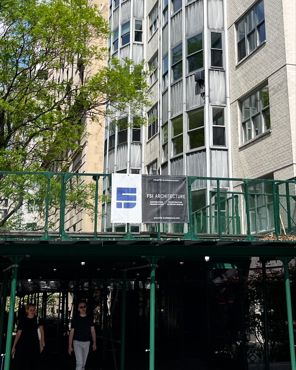FSIArchitecture's tweet image. A familiar construction sign in NYC…
#FSIArchitecture #FSIsigns #ADayInTheLifeOfFSI