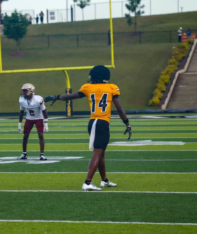 Treybrownn2's tweet photo. Back To The Lab 👨‍🔬 Spring ☑️🖤💛
#JrSznLoading https://t.co/BDU6YQ3KkA