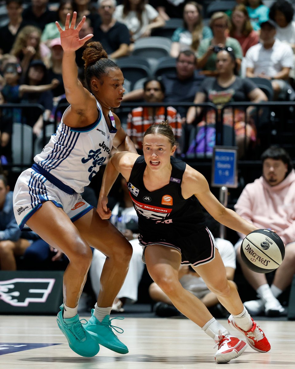 TheSydneyFlames's tweet image. Flame #228 Bonnie Deas discussed her hoops journey with @TheDeepTwoNBA's @lukas_writes, on the latest episode of The W Basketball Show🎙️
Listen ➡️ sydflames.com/2p9fka8v
Hoops Capital audio page ➡️ sydflames.com/yckvke9x
#BringTheHeat @RazorbackWBB