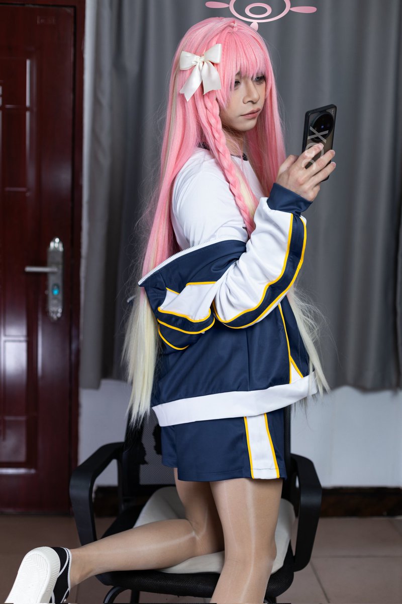 香槟雪糕酱 tweet media