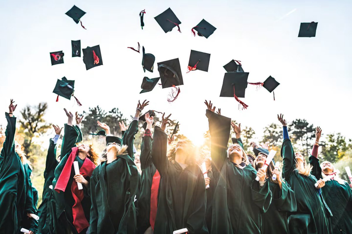 WHSSportsMgmt's tweet image. The Sutton Rules: Advice For Graduates And Those Pivoting In Their Careers 👨🎓 sportsbusinessjournal.com/Articles/2025/… via @Sutton_ImpactU @SBJ #SportsBiz
