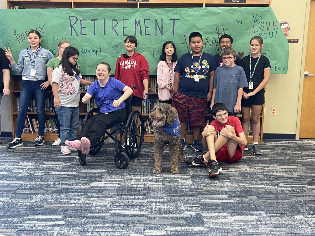 mattwmyers's tweet image. Congratulations to Dwight! Paws for Service: Dwight has made over 300 visits to students in @BoerneISD. Today was his last day on the job. A retirement party was held with watermelon, strawberries and popcorn. Thank you Dwight for your service to students! @BMSS_LIB