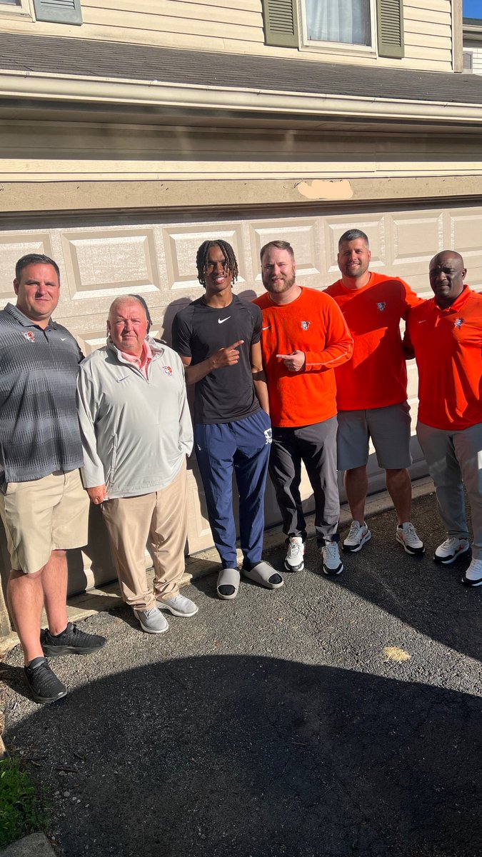 Joshua Smith (@614j0sh) on Twitter photo Great in house visit with Bowling Green!!🟤🟠🙏🏾@coachbayer_ @brucesjohnson @coachgregnosal @coachtpart
@official_coachA <a href="/BG_Football/">BGSU Football</a> @chadsimmons_ <a href="/MSR_Ohio/">John McCallister</a> @jaredluginbill @mark__porter @bryan_ault
@allentrieu @gregsmithrivals @mohrRecruiting @efrantzMP <a href="/CAECFootball/">Nubian Football</a> Great in house visit with Bowling Green!!🟤🟠🙏🏾@coachbayer_ @brucesjohnson @coachgregnosal @coachtpart
@official_coachA <a href="/BG_Football/">BGSU Football</a> @chadsimmons_ <a href="/MSR_Ohio/">John McCallister</a> @jaredluginbill @mark__porter @bryan_ault
@allentrieu @gregsmithrivals @mohrRecruiting @efrantzMP <a href="/CAECFootball/">Nubian Football</a>