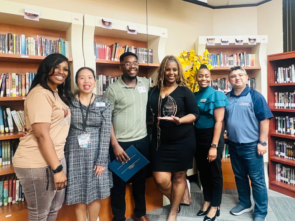 Thank you <a href="/TXSBOE/">Texas State Board of Education</a> members for celebrating #CharterSchoolsWeek with us!  

💻 <a href="/BrandonHallTX/">Brandon Hall</a>, <a href="/Marisa4PubEd/">Marisa B. Perez</a>, and <a href="/TiffanyC4Desoto/">Tiffany Clark</a> joined our virtual showcase 

✂️ <a href="/Marisa4PubEd/">Marisa B. Perez</a> attended <a href="/HarmonyEdu/">Harmony Public Schools</a> - SATX ribbon cutting

🏆 <a href="/HarmonyEdu/">Harmony Public Schools</a> students met with and honored Member Childs