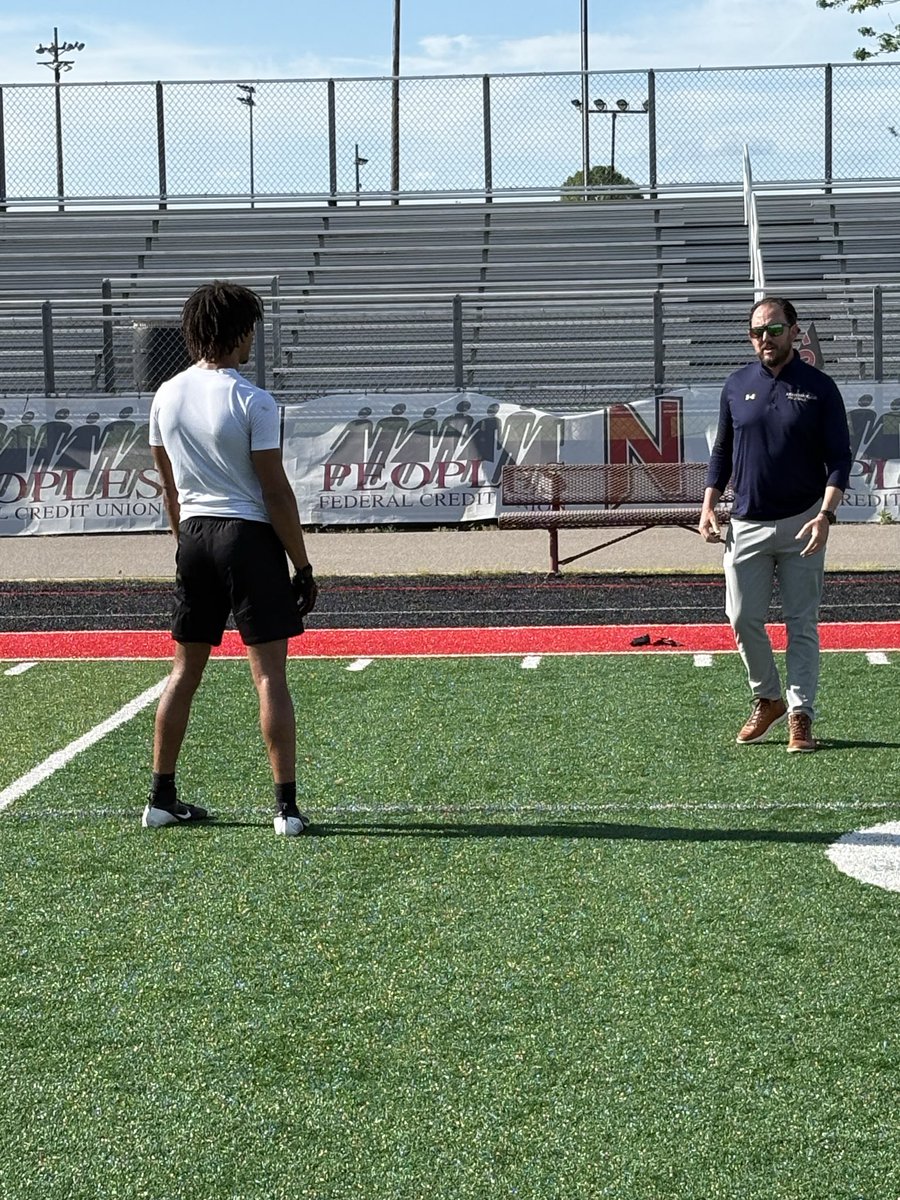 Nitro Wildcats Football (@recruitnitrohs) on Twitter photo Shout out to <a href="/CoachCPatt/">Clay Patterson</a> of <a href="/KentStFootball/">Kent State Football</a> for coming by today and watching us workout, set up <a href="/Malachi2300/">Malachi Thompson</a> OV, taking the time to coach him up during our 7v7 session & for showing <a href="/xapatterson2008/">Xavier Patterson</a> some love as well! See you this season!
#GoldenFlashes
#NitrovsEVERYBODY Shout out to <a href="/CoachCPatt/">Clay Patterson</a> of <a href="/KentStFootball/">Kent State Football</a> for coming by today and watching us workout, set up <a href="/Malachi2300/">Malachi Thompson</a> OV, taking the time to coach him up during our 7v7 session & for showing <a href="/xapatterson2008/">Xavier Patterson</a> some love as well! See you this season!
#GoldenFlashes
#NitrovsEVERYBODY
