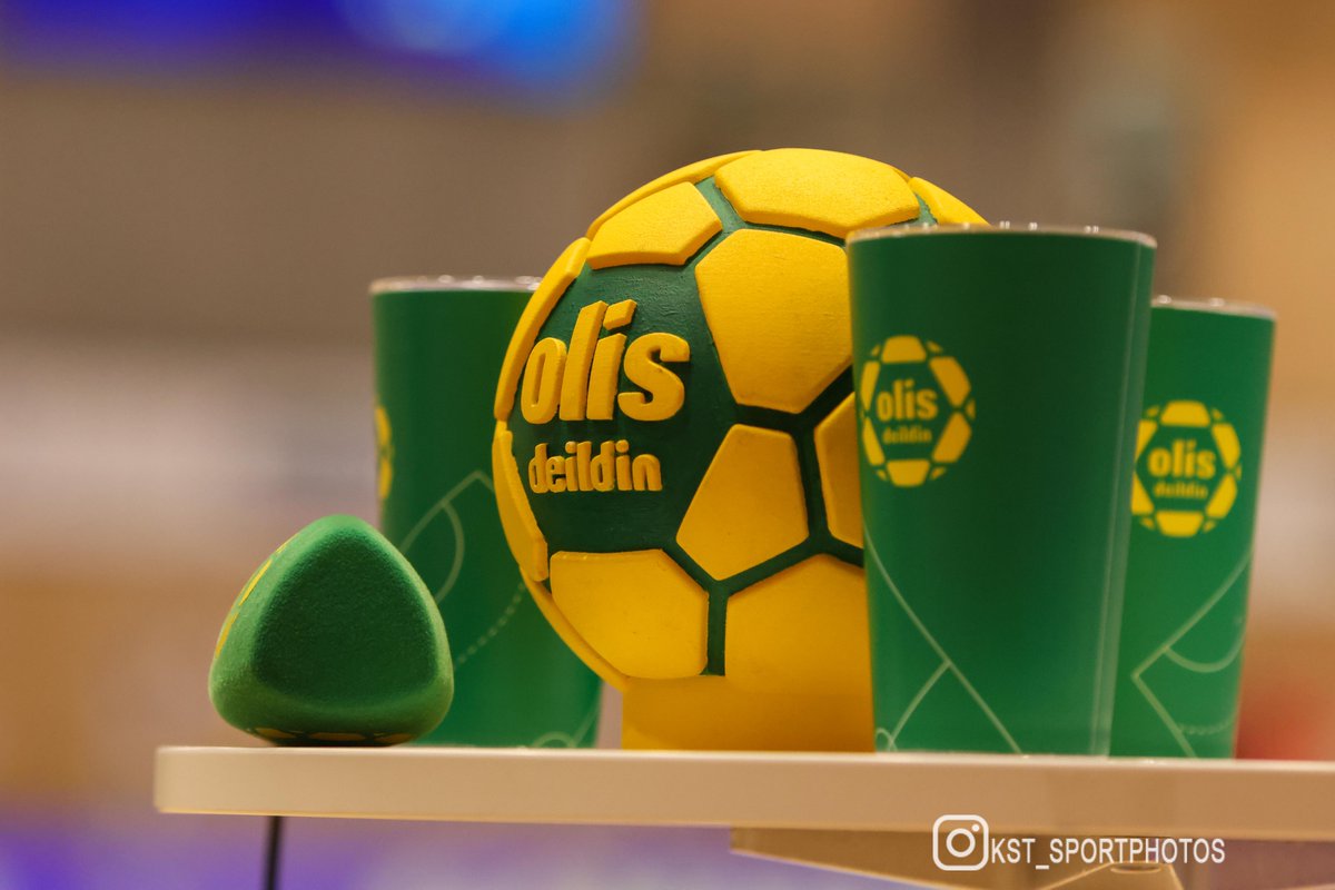 Myndir úr leik Fram og Vals í Úrslitum Olísdeildar KK 2025 Leikur 2 

flic.kr/s/aHBqjCeMo6 

<a href="/framiceland/">FRAM F.C.</a> <a href="/valurhandbolti/">Valur handbolti</a> <a href="/olisdeild/">Olísdeildin</a> <a href="/HSI_Iceland/">HSÍ</a>