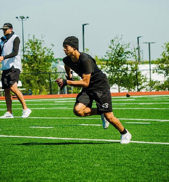 IsaacBenitez_28's tweet image. Locked in &amp;amp; Trusting the process! Back to work! Offszn &amp;amp; few camps #SophSznLoading #Class2028 #SlotWR #AlwaysOpen #PantherFootball @PCHSfriscoFB @clintsurratt @TrustMyEyesO @drobalwayzopen @TrueBuzzFB @AndrewHatts @Coach_JoeyMoss @JGonzalesJr10 @CoachEmmett @northtexaseagle