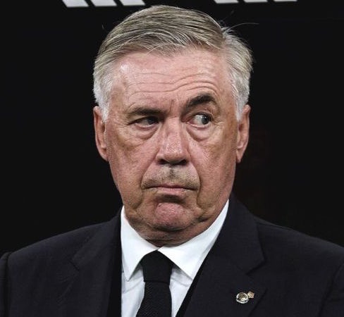 RMCFarab's tweet photo. TNT Sports | أنشيلوتي أعلن عن القائمة الأولية لمنتخب البرازيلي، المفاجأة كانت هي عودة أوسكار البالغ من العمر 33 عاماً. https://t.co/PZfwolaMCt