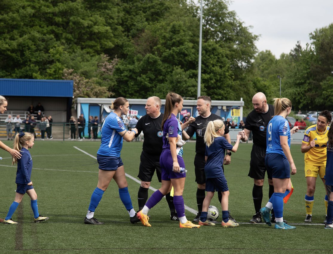 Thanks for having me <a href="/HalifaxFCWomen/">Halifax FC Women</a> 💜