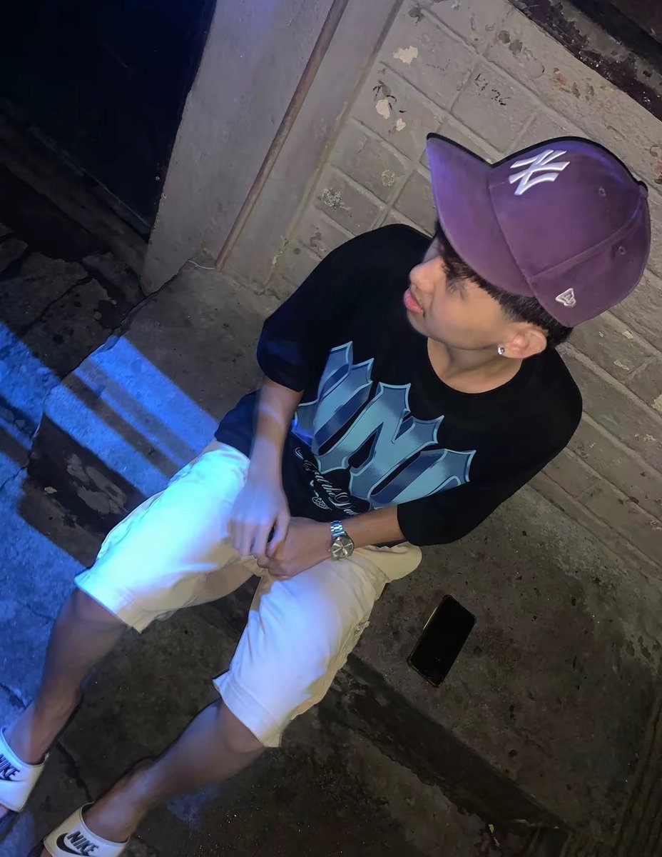kurt tweet media