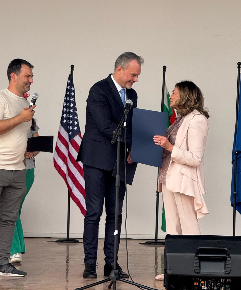 It was a joy visiting with our local Bulgarian community and presenting a proclamation at the Annual Festival of Bulgarian Culture and Cuisine.